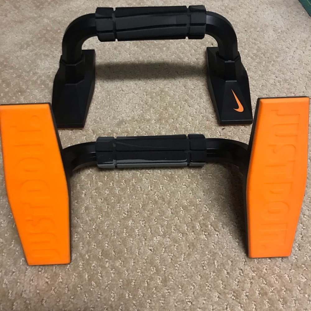 Nike exercise push-up grips just do it pushups